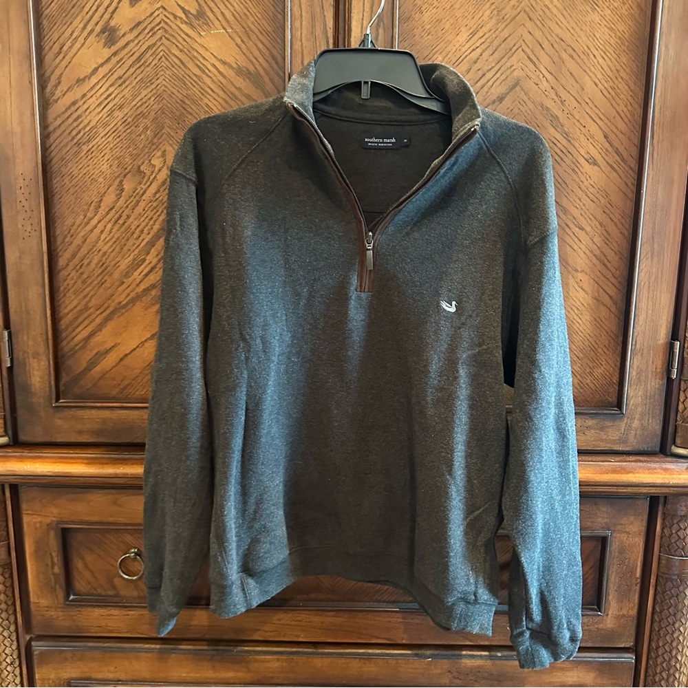 Southern Marsh Men's Dark Gray Zip-Up Pullover